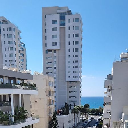 Beach Apartment'S Limasol Buitenkant foto